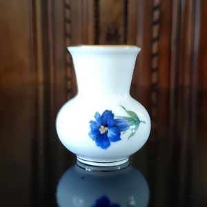 Vntg Bavarian Blue 💙 Gentian Flower 2 1/2" Bud Vase Toothpick Holder Germany